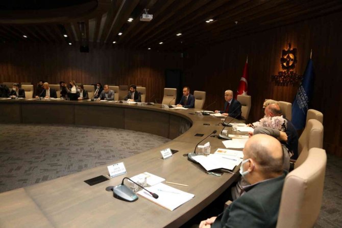 Salim Dervişoğlu Caddesine 3 Yeni Sinyalizasyon