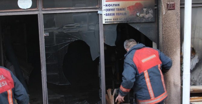 Tavşanlı’daki Yangın Korkuttu