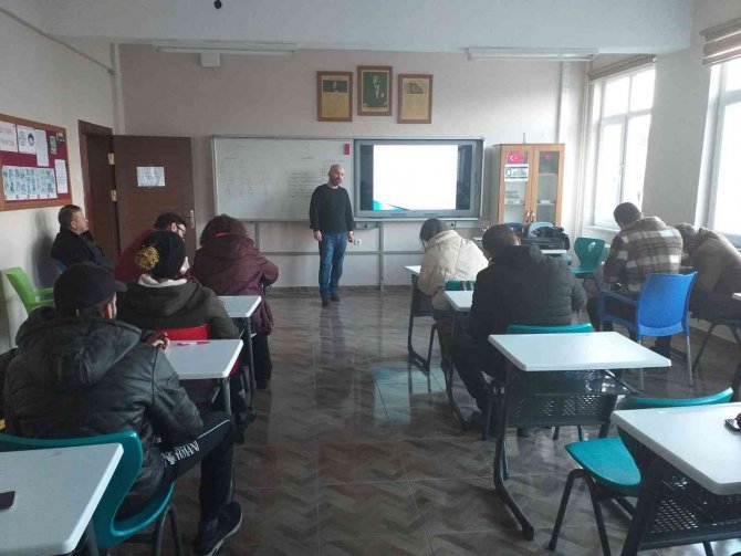 Manyas’ta İlk Yardım Kursu Açıldı