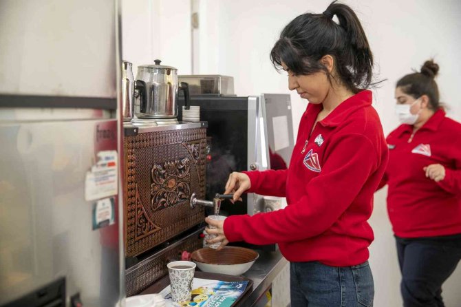 Mersin Büyükşehir Belediyesinden Öğrencilere Part-time İş İmkanı