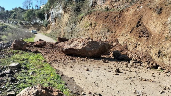 Osmaniye’de Aşırı Yağışlar Heyelana Neden Oldu