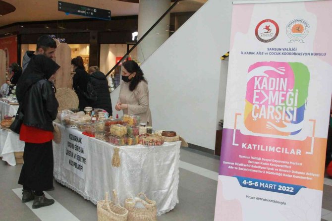 Kadın Emeği Çarşısı Açıldı