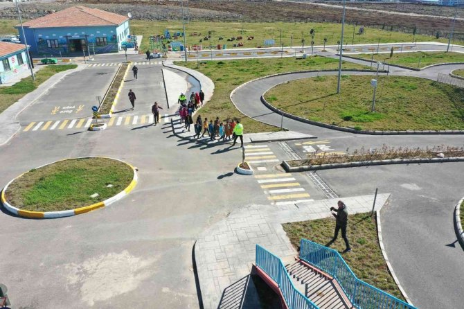 Şanlıurfa’da Çocuklara Trafik Eğitimi Verildi