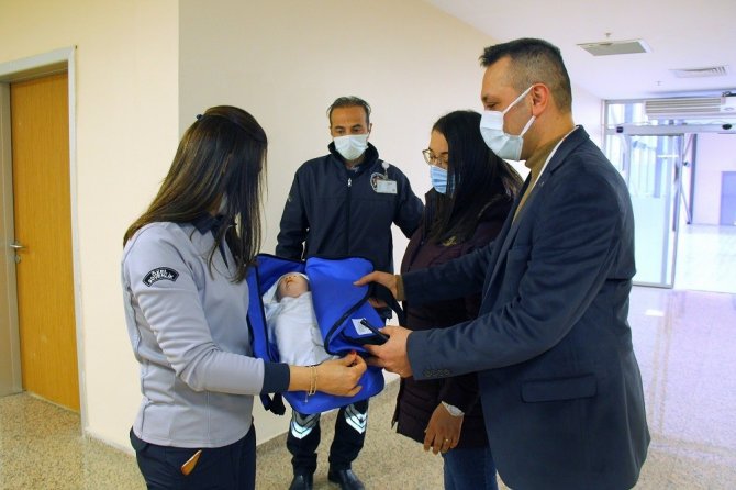 Doğum Servisinde Pembe Kod Verildi, Ekipler Alarma Geçti