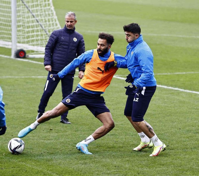Fenerbahçe’de Trabzonspor Maçı Hazırlıkları Devam Etti