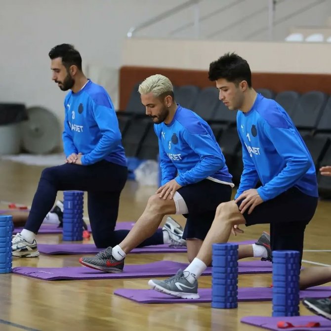 Afyonspor, Diyarbekir Spor’dan 3 Puanı Koparmak İçin Sahaya Çıkacak