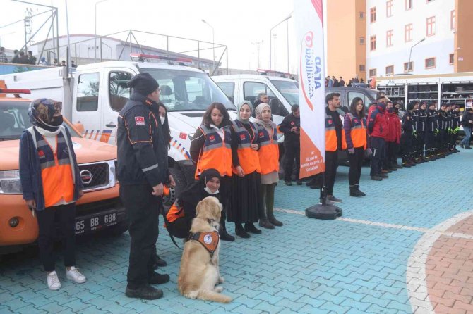Van’da Bin 300 Okulda Deprem Tahliye Tatbikatı