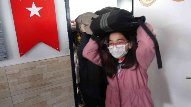 Tatbikatta Depremden Böyle Korundular