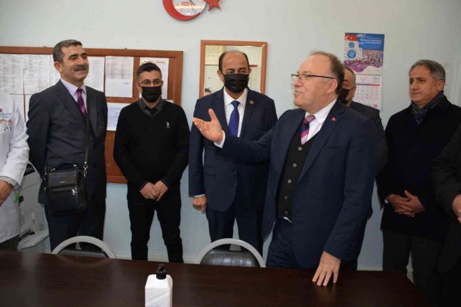 Vali Tutulmaz Gülüç’e Yeni Okul İçin İncelemelerde Bulundu