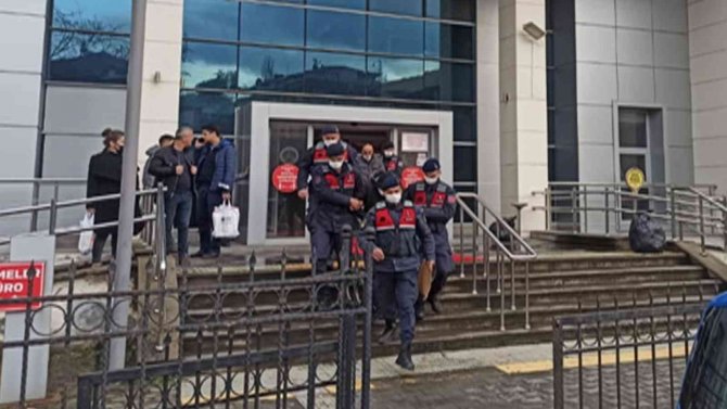 250 Bin Tl Değerinde Enerji Kablosu Çalan 3 Kişi Yakalandı