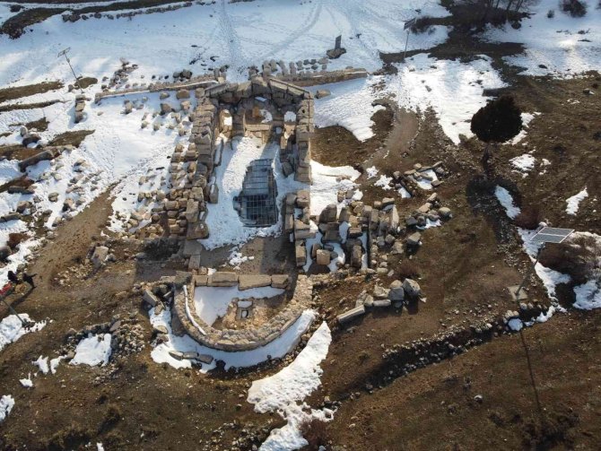 Tarihi Şar Antik Kenti, Kış Manzarası İle Hayran Bıraktı