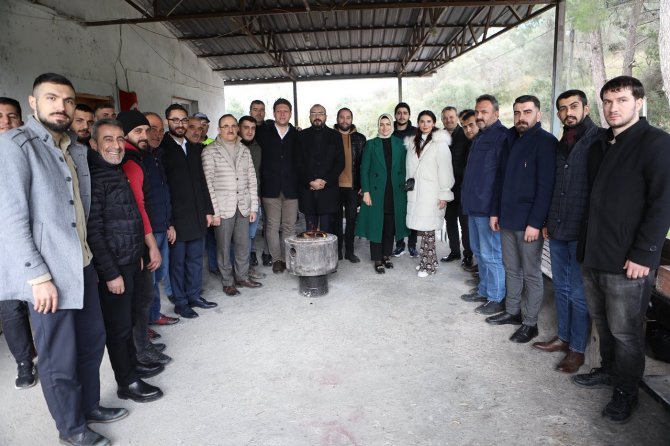 Ak Parti İ̇zmir’den Kemalpaşa Çıkarması
