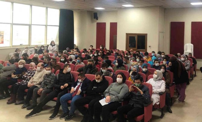 Yeşilay’dan Engellilere Teknoloji Bağımlılığı Semineri