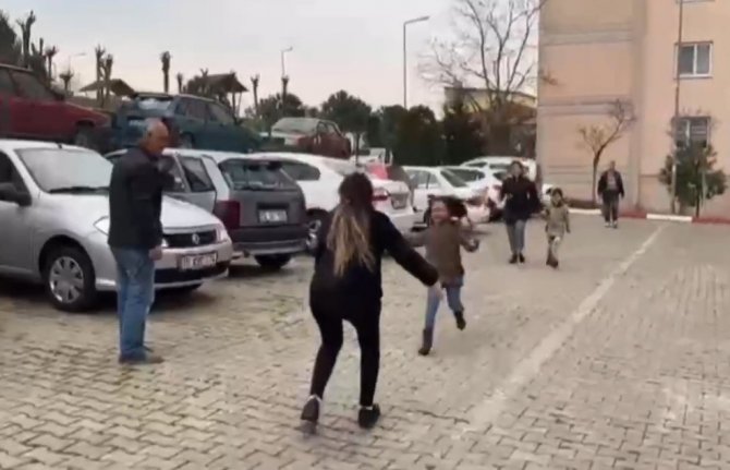 Müebbetten Beraate...özgürlüğüne Kavuşan Hamile Anne Çocuklarına Böyle Koştu...