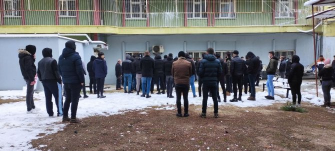 Kazada Ölen Gençlerin Aileleri Cenazeleri Bekliyor