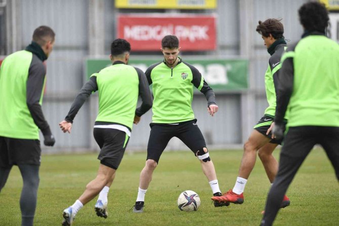 Bursaspor, Boluspor Maçı Hazırlıklarını Tamamladı