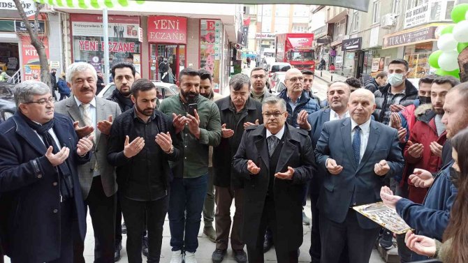 Chp’li Meclis Üyesinden Chp’li Başkan Vekiline Tepki