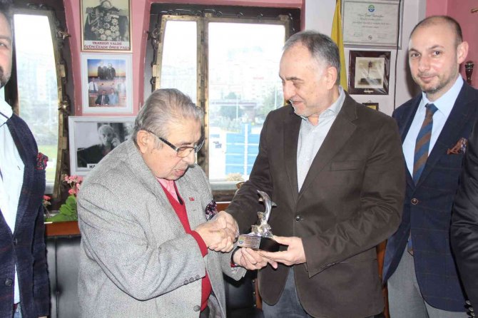 Turmepa’da Görev Değişimi