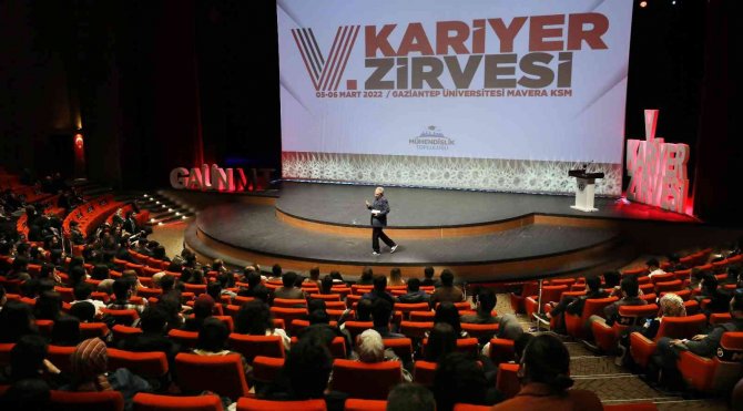 Gaün’de 5’inci Kariyer Zirvesi Başladı