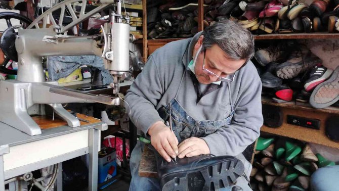 Markalaşma Ve Fabrikasyon Bir Mesleği Daha Bitiriyor