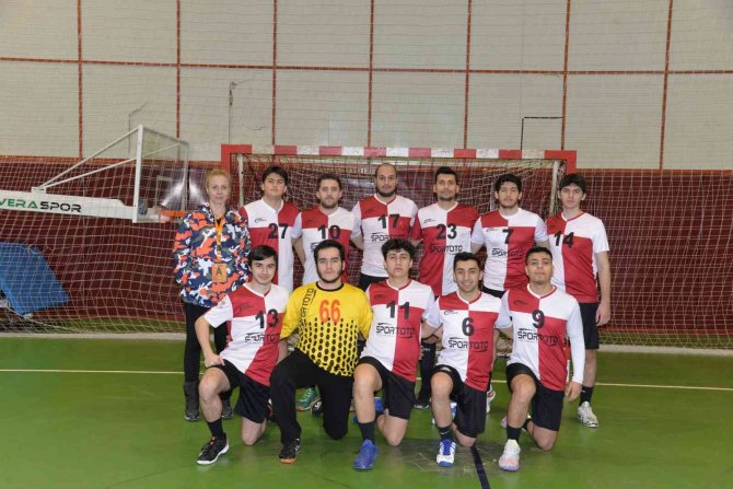 Hentbol 1. Ligi: Seyhan Belediyespor: 37 - Ankara Hentbol İ̇htisas: 25
