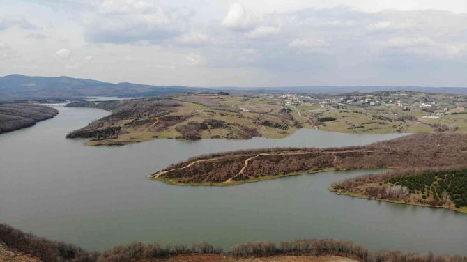 İ̇stanbul’da Son Yağışlar İle Barajlar Yüzde 83.78 Seviyesine Geldi