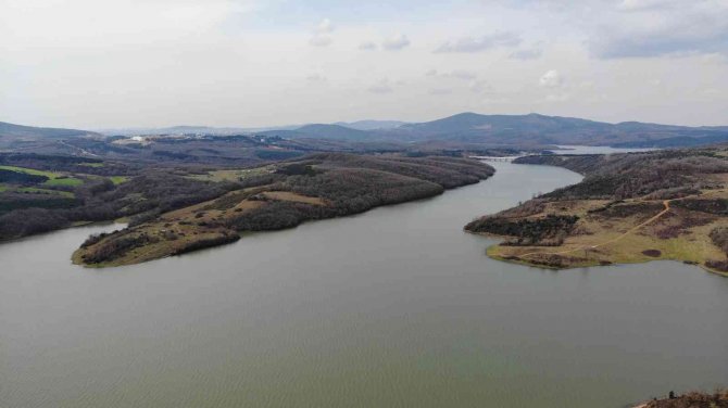 İ̇stanbul’da Son Yağışlar İle Barajlar Yüzde 83.78 Seviyesine Geldi