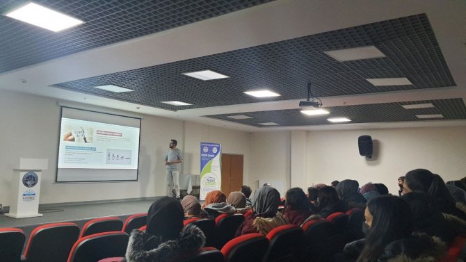 Büyükşehir Huzur Çınarı’nda Öğrencilere Motivasyon Ve Sınav Bilgileri Semineri