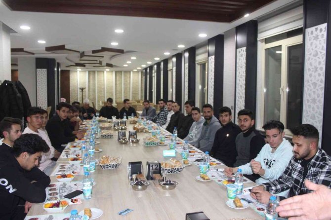Kayseri Yolspor Yemekte Bir Araya Geldi