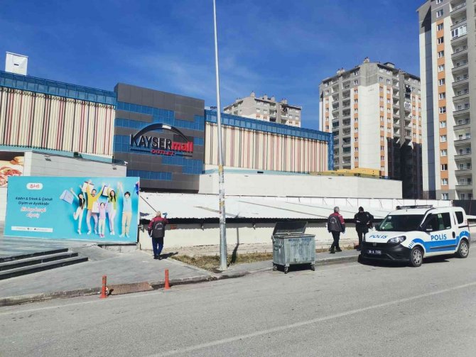 Kaysermall Avm’de Korkunç Olay