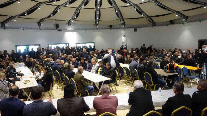 Başkan Özgan, Emekçilerin Yüzünü Promosyonla Güldürdü