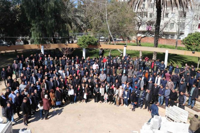 Başkan Özgan, Emekçilerin Yüzünü Promosyonla Güldürdü