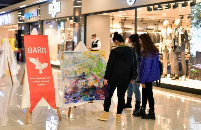 Büyükşehir Belediyesinin 8 Mart Dünya Emekçi Kadınlar Günü Etkinlikleri Başladı