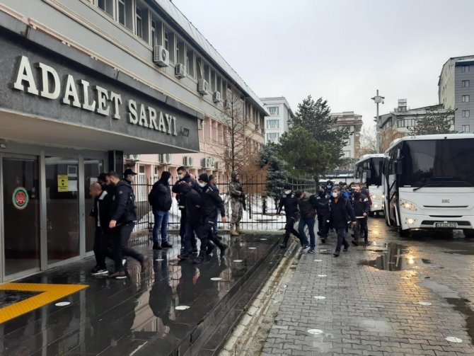 Muş’ta Uyuşturucu Satıcısı 8 Kişi Tutuklandı