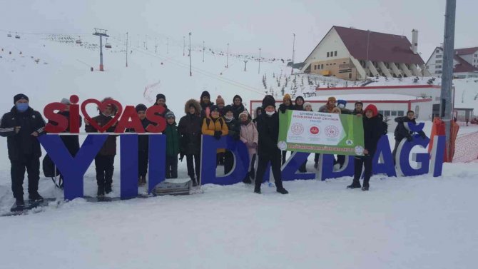 Öğrenciler Doyasıyla Eğlendi