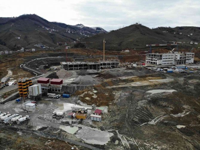 Ordu Şehir Hastanesi’nin Yüzde 25’i Tamam