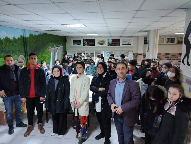 Simav’da “Çevreme Duyarlıyım, Değerlerime Sahip Çıkıyorum" Projesi