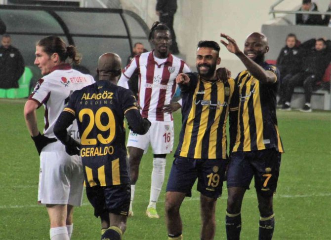 Spor Toto 1. Lig: Mke Ankaragücü: 1 - Bandırmaspor: 0