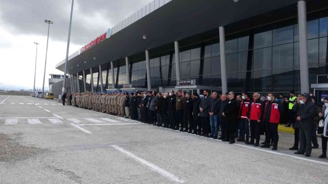 Şehit Ergin’in Naaşı Bingöl’e Getirildi