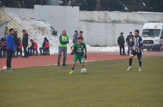 Tff 2. Lig: Isparta 32 Spor: 1 Nazilli Belediyespor: 0
