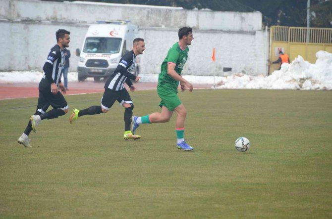 Tff 2. Lig: Isparta 32 Spor: 1 Nazilli Belediyespor: 0