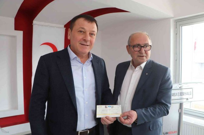 İ̇ş Adamı Adnan Ölmez’den Ukrayna’ya 200 Bin Tl Bağış