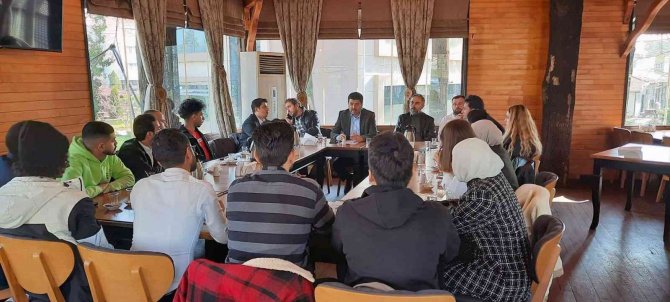 Yedirenk Öğrenci Topluluğu İle Subü Yönetimi Bir Araya Geldi