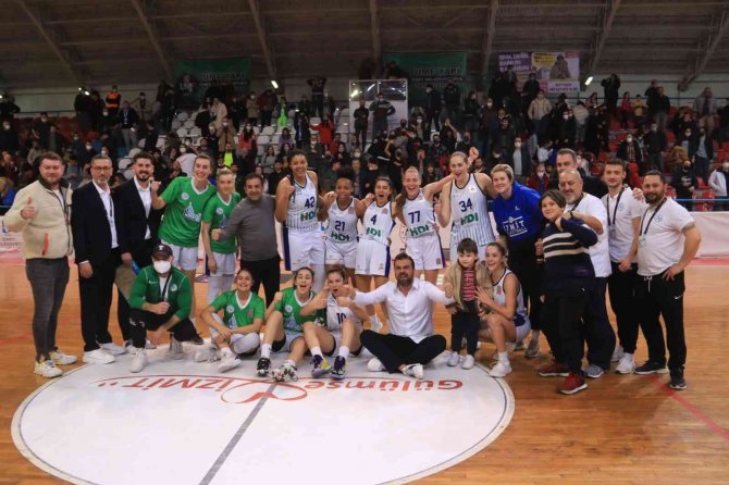 Kbsl: Umf Yapı İ̇zmit Belediyespor:82- Çankaya Üniversitesi:79