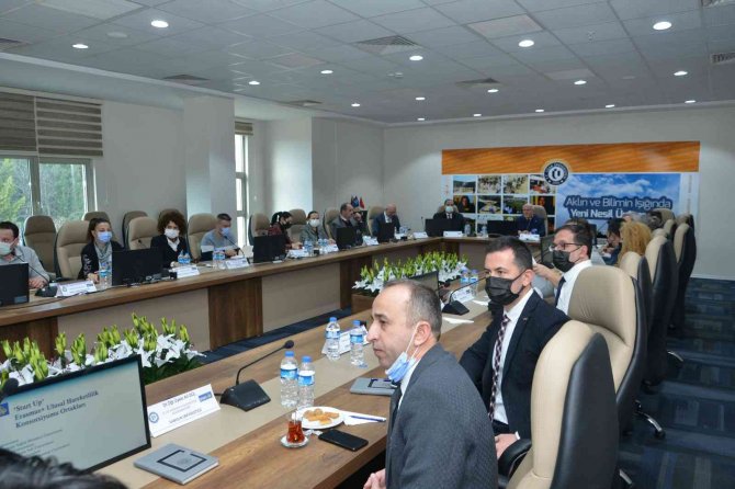 Uşak Üniversitesi Start Up Konsorsiyum Projesi İşbirliği Büyüyerek Devam Ediyor