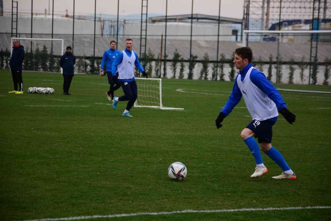 Ferhat Öztorun “Sahamızın Olmaması Futbolcuları Yoran Bir Durum”