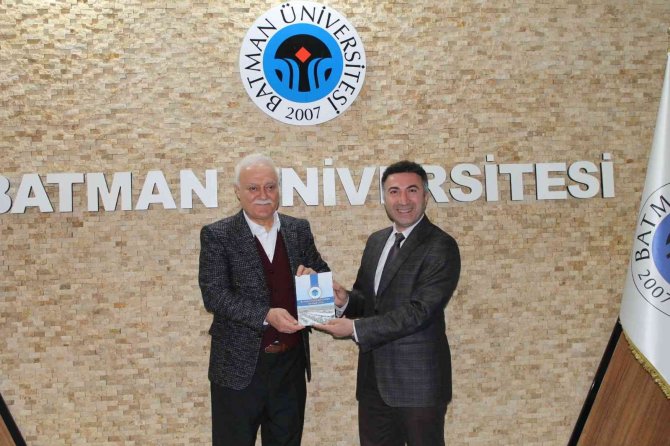 Yök Üyesi Hatipoğlu, Rektör Demir’i Ziyaret Etti