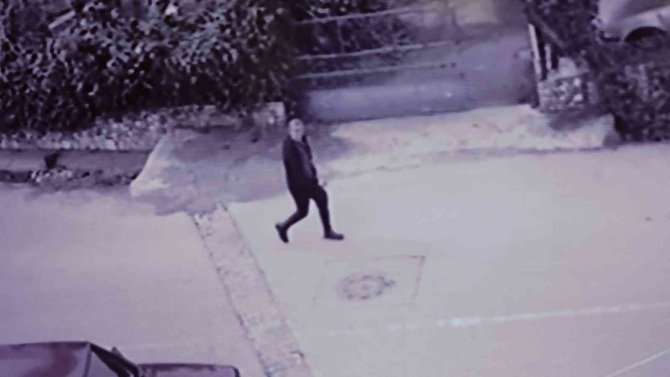 60 Yaşındaki Emekli Çiftin Bir Yıllık Emeğini Hırsız Çaldı