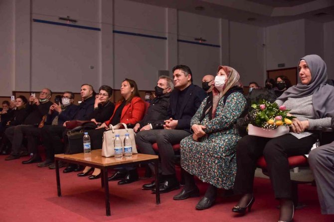 Aliağa’da Türkü Ziyafeti