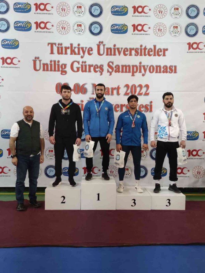 Bartın Üniversitesi Güreş Takımı Türkiye Şampiyonu Oldu